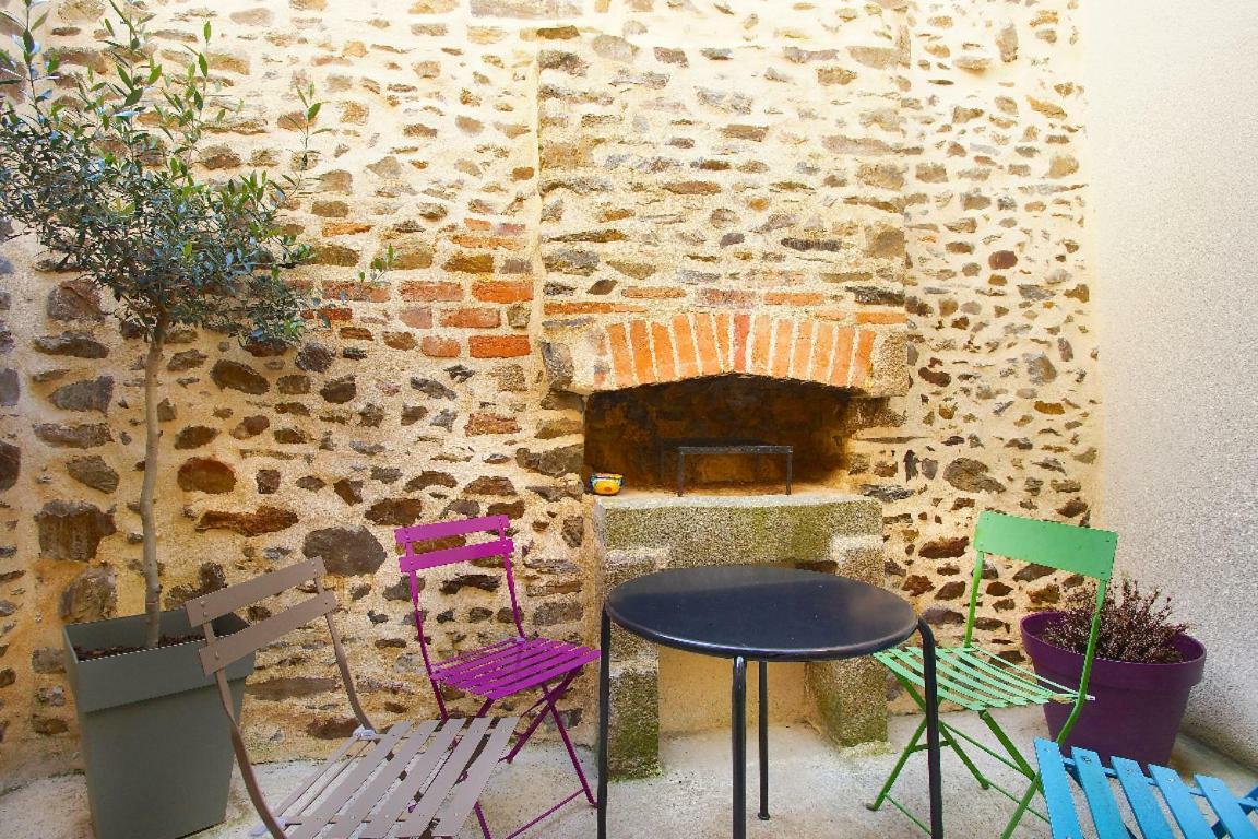 Fougères Le Delicatessenヴィラ エクステリア 写真